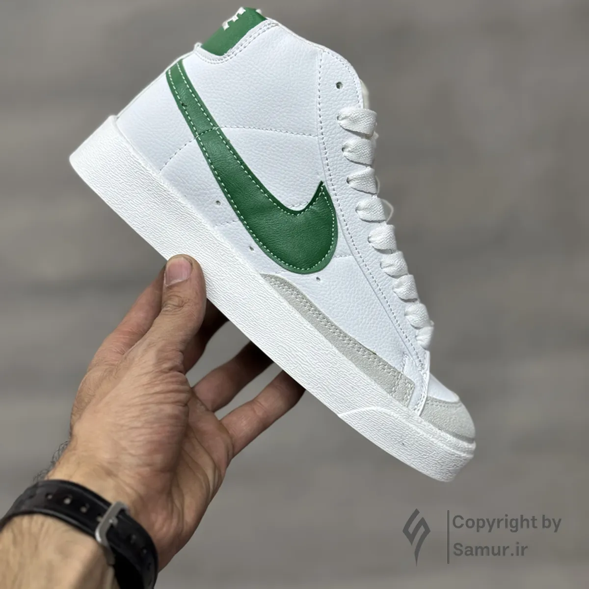 گالری تصاویر کتونی نایک بلیزر سفید سبز ساقدار